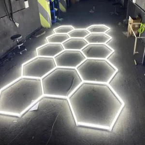 Hexagon LED lubų šviestuvas garažui